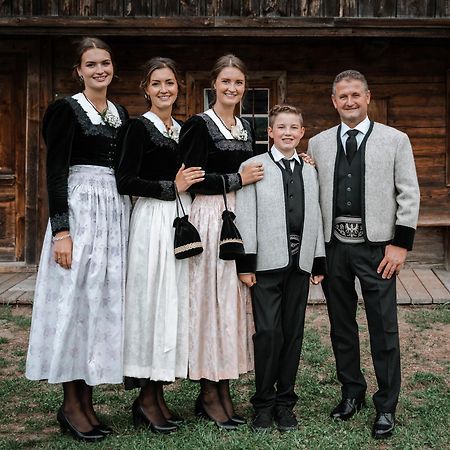 Feriendorf Joggler - Chalets Nahe Der Gondel Целль-ам-Ціллер Екстер'єр фото