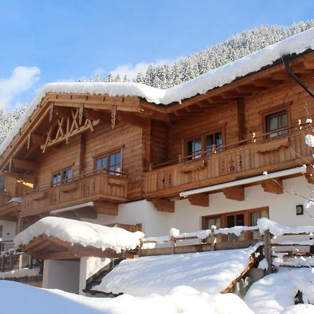 Feriendorf Joggler - Chalets Nahe Der Gondel Целль-ам-Ціллер Екстер'єр фото